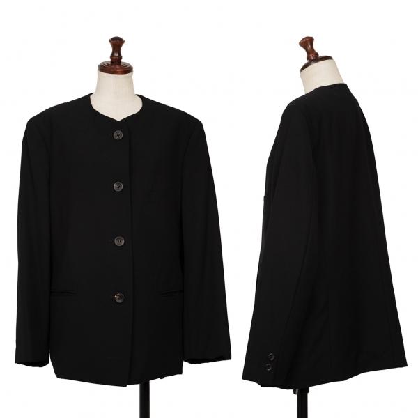 イッセイミヤケ　冬用プリーツのノーカラージャケット　サイズM イッセイミヤケ 冬用プリーツのノーカラージャケット サイズM イッセイ