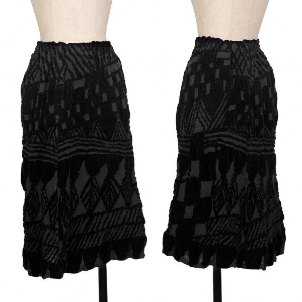 me ISSEY MIYAKE イッセイミヤケ フレアスカート カリフラワー me ISSEY MIYAKE(ミーイッセイミヤケ) Wrinkled Popcorn Skirt