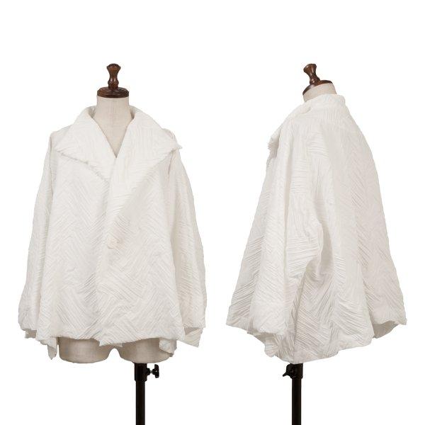 ISSEY MIYAKE（イッセイミヤケ） 立体格子デザインジャケット