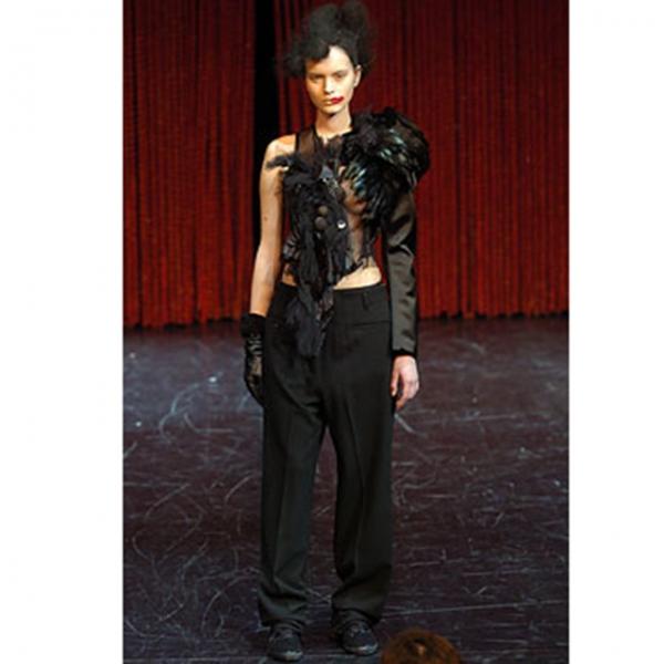 コムデギャルソンcomme Des Garcons 目玉コサージュ装飾メッシュノースリーブベスト 黒m位 レディース K プレイフル Yahoo ショッピング店 通販 Yahoo ショッピング