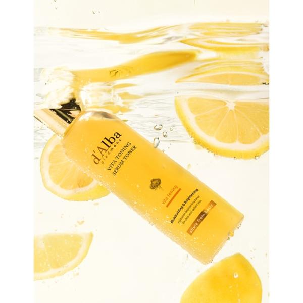 肌になじみやすく、うるおいを与えるセラムトナー。ビタミンC(※1)やイタリア産ホワイトトリュフ(※2)などの美容成分が、透明感(※3)があり、ツヤのある肌印象へと導きます。※1 アスコルビン酸(整肌成分)※2 ツベルマグナツムエキス(保湿成...