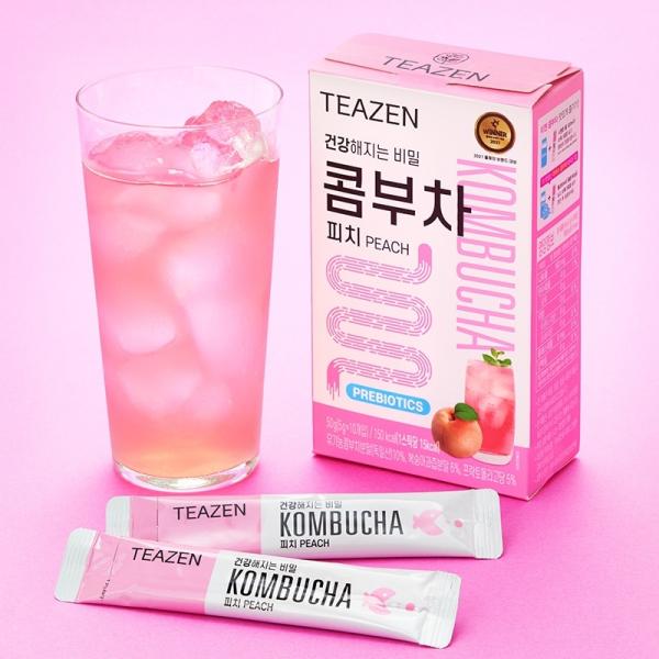 話題の「TEAZEN(ティーゼン)」のコンブチャから、ピーチフレーバーがラインアップ！ コンブチャとは、紅茶や緑茶から抽出して発酵させた飲料です。微炭酸の爽やかなピーチ味で、飲みやすく、水の量で自分好みの濃さに変えたり、常温水ではなく冷水で...