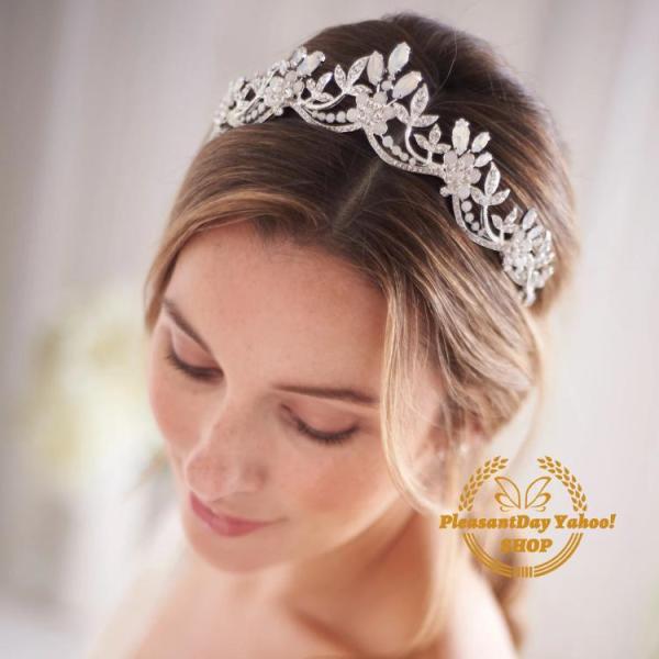 キーワード：花嫁 結婚式 二次会 ティアラ カチューシャ クラウン 王冠 ヘッドドレス 髪飾り ヘアアクセサリー ウェディング小物 プリンセス 姫系 ジュエリー 安い ウェディング ウエディング ブライダル 発表会 演奏会 コンサート 音楽...