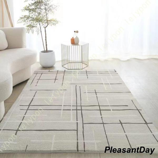 【ご来店ありがとうございます】 1.一年中快適ラグ 夏場の冷房、冬は床暖房 ホットカーペット対応 ラグマットはポリエステルを採用し、サラッとした触り心地で、冬は暖かく（耐熱試験も合格済みのでホットカーペット?床暖房に対応）、夏はサラサラので...