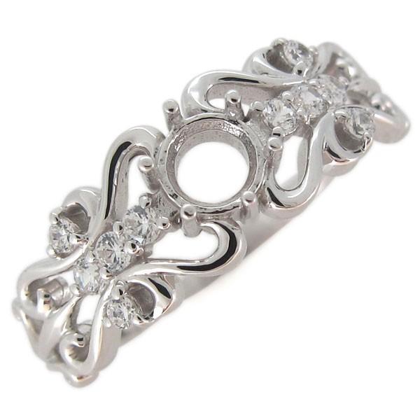 18金製のセミオーダー用の空枠です。お手持ちのルース(宝石)で製作致します。思い出の品や大切な形見などのリフォームにお役立てください。【18金カラー3色の中から】お選び頂けます。本体素材：K18ホワイトゴールド/K18イエローゴールド/K1...