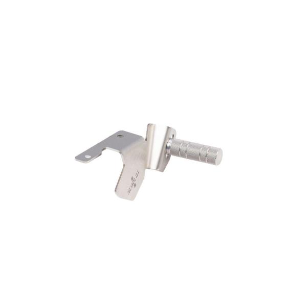 メーカー名：ネオプロト 4リンメーカー品番：NP74260販売備考：適合: ホンダ シビックタイプR MT車 *バー幅：70mmカラー：ベースプレート:ヘアライン／バー:シルバー（アルマイト）サイズ：バー幅:：70mm重量[グラム]：290...