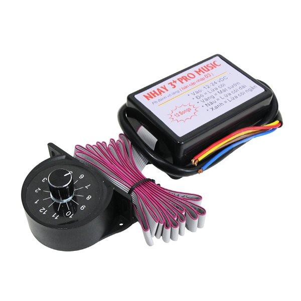 24V対応のホーンコントローラーです。多彩なサウンドを切り替えて楽しめます。黒いノブツマミを回して簡単に12種類のサウンドを選択可能プラスとマイナスを接続するだけで使用でき、トラック、バス、ダンプ、船舶、ボートなどに対応。※取り付けに関する...