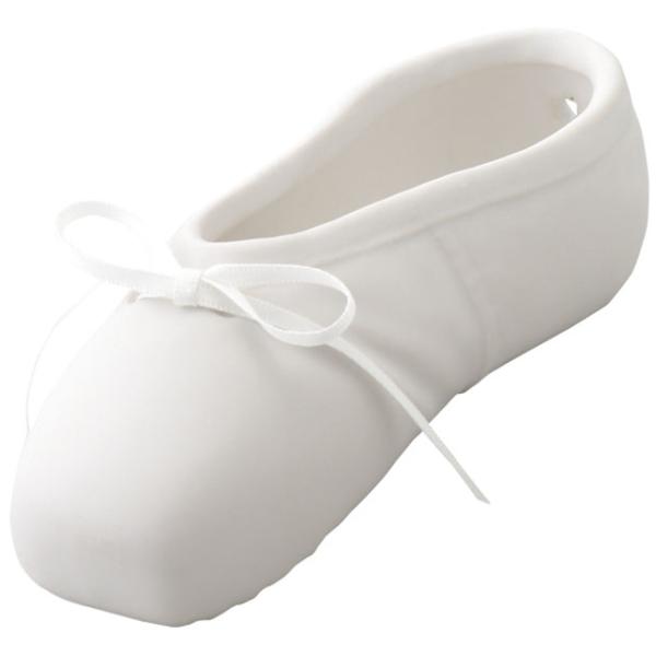 14Lx5Wx4.5Hcmリボン（約50cm）付き。かかと部分に穴があり壁掛けとしてもお使いいただけます。素材/ストーンウェア＊L・長さ、W・横幅、H・高さ、Φ・直径、ロ・口径