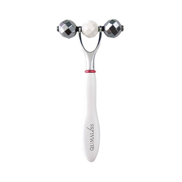 テラピストクマレスは2種類のボールの特性を生かして、健康的なお肌に導きます。HOTケア：ローラーを50℃前後のお湯に3秒ほどつけて温めます。※ローラーを温めて使用するときは使用する前に手で温度を確認してください。火傷に注意して下さい。Coo...