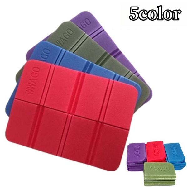 コンパクトに折りたたみ収納できる1人用のレジャーシートです。アウトドア、キャンプ、ピクニック、公園、スポーツ観戦など様々なシーンでお使いいただけます。【サイズについて】画像をご参照ください。【素材について】XPE【カラーについて】生産ロット...