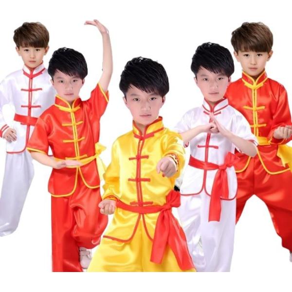 ◇子供用 太極拳服 上下セット 半袖又は長袖です。◇素材：ポリエステル混紡◇セット内容：上着＋ズボン＋帯（半袖又は長袖）◇カラー：ホワイト、レッド、イエロー◇納期：ご入金確認後通常約10〜14日でお届け致します。★お急ぎの方はご対応ができま...