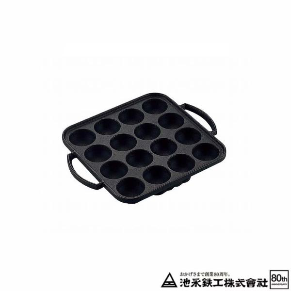 電調専科　たこ焼　16穴日本製●製品情報メーカー　： 池永鉄工株式会社サイズ　　： 25.5(取手含)×20.5×H3.5cm重量　　　： 約2.2kgJANコード ： 4906018954099ガス火でもＩＨ（電磁調理器）でも使用出来ます...