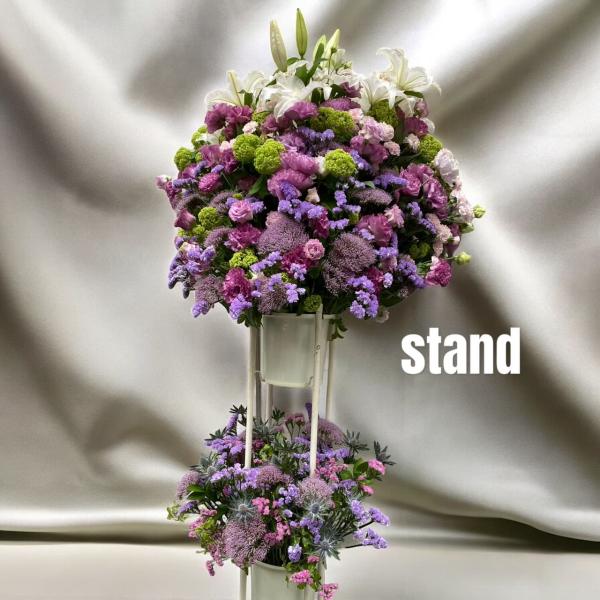 ★商品画像1枚目〜3枚目が該当商品になります。7枚目以降は会場の雰囲気など全体のイメージとなります。高さ約180センチ幅約80センチ＊商品画像はあくまでもイメージになりますので必ずしも同じお花が入るとは限りません。色合いや大きさとしてご理解...