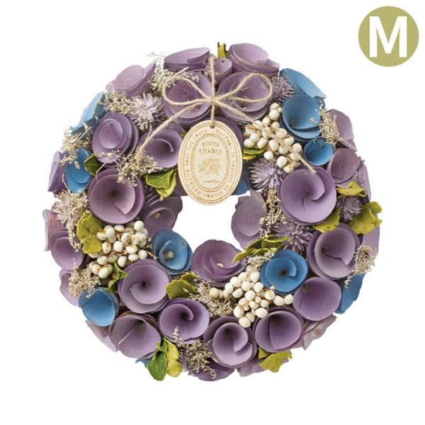 一年中飾れる、飽きが来ないワンカラーリース♪1つのリースの中で、色の濃いものと淡いものを使っているので、ワンカラーでも単調にならず華やかな印象になります。【プレートの訳】Gardons le sourire et vivons heureu...