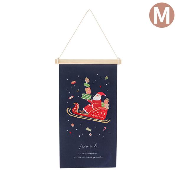 今っぽいインテリアにぴったり！手軽に季節を演出できる刺繍タペストリー。木製バー・紐付きですぐに使用可能（フックやピンは付属していません）。使わない時は、くるくる丸めてコンパクトに保管できます。たっぷり白髪に真っ赤な服のサンタさんが、たくさん...