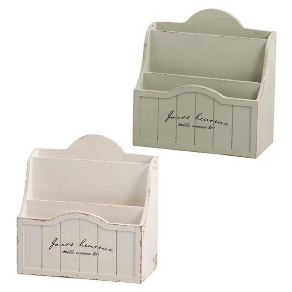 アンティークなペイント加工と柔らかな色味が可愛いウッドインテリアシリーズ。レトロな雰囲気がお部屋をおしゃれに演出します。よく読む雑誌や本が取りやすく収納できる、便利なマガジンボックス。おうちだけでなく、店内インテリアとしてもおすすめです♪【...