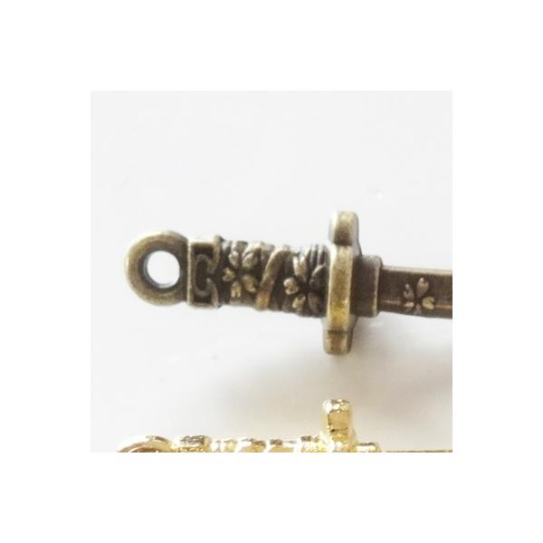 チャーム ハンドメイド材料 金属パーツ 桜柄の リアル 日本刀 各1本 Buyee Buyee 提供一站式最全面最專業現地yahoo Japan拍賣代bid代拍代購服務 Bot Online
