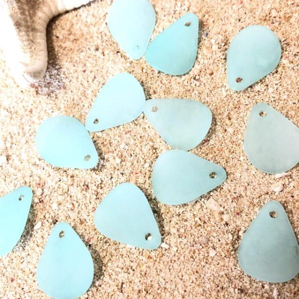 20 AN Ԃтr[Y/Cgu[