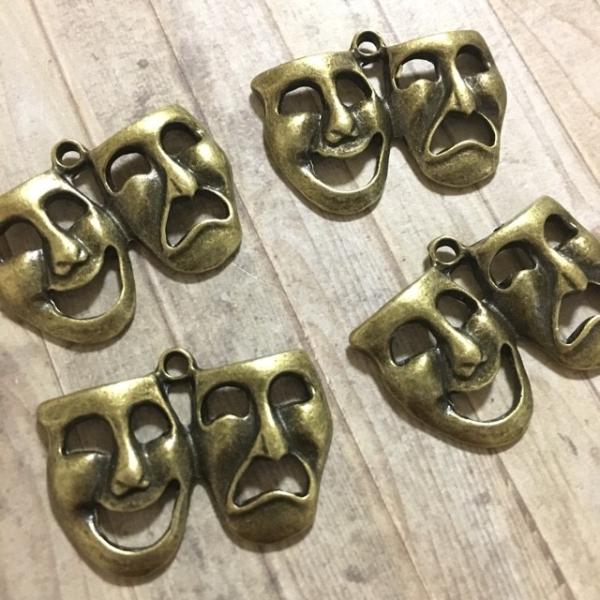 _utFCX }XN `[ uY 4Zbg