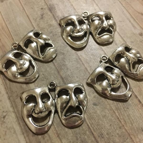 _utFCX }XN `[ Vo[ 4Zbg