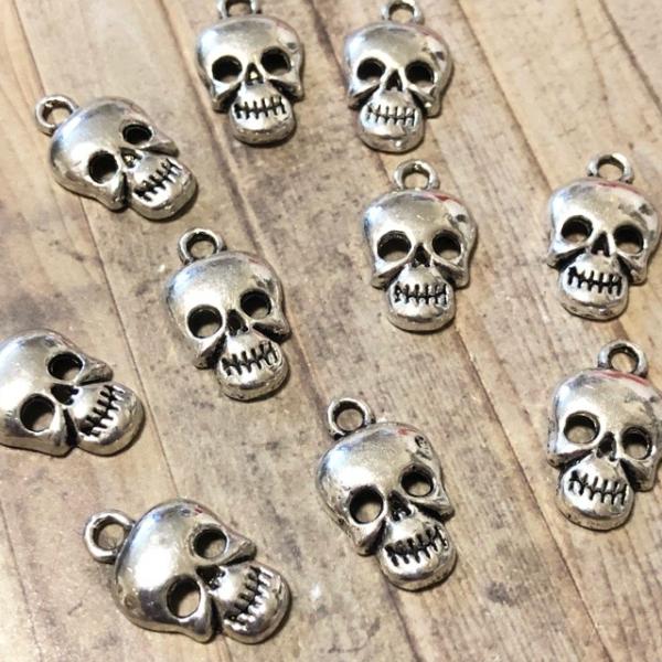 かわいい スカル チャーム シルバー 10個セット : Guild by PoD 手芸