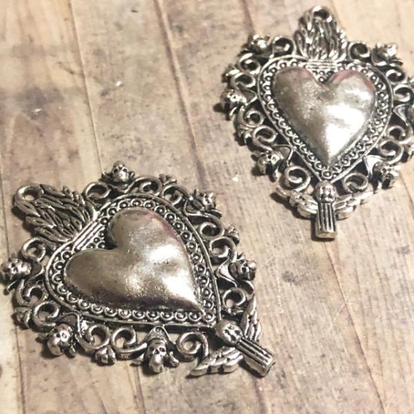 ゴシック ハート チャーム 2個セット : Guild by PoD 手芸パーツ・素材