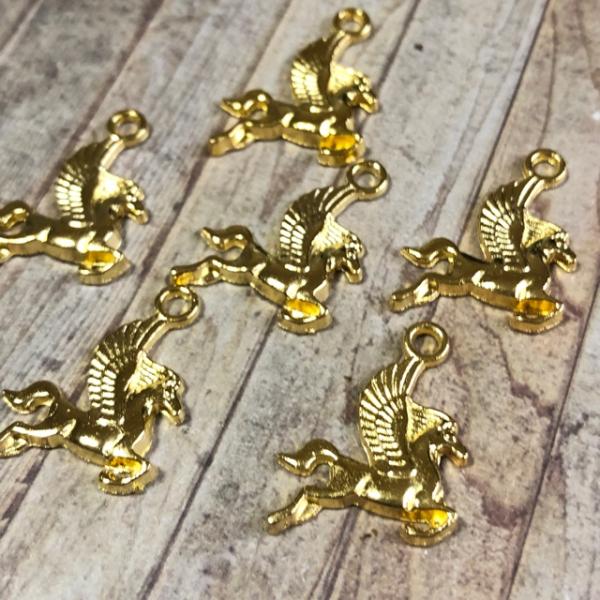 k❣️ペガサスモチーフチャームトップ ペガサス チャーム ゴールド 6個セット : Guild by PoD 手芸パーツ