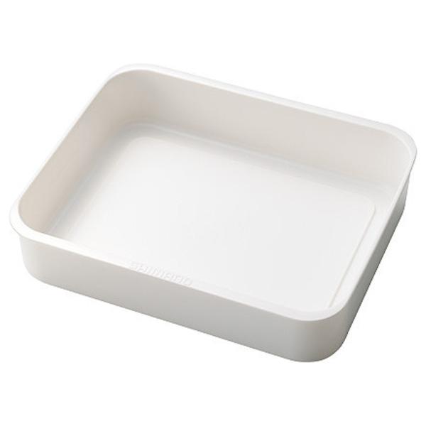 シマノ  ・弁当、飲み物、小道具入れに! ・食べ物が氷に直接触れないので冷えすぎ防止! ・ペットボトル500ml×5本相当収容! ●カラー:ホワイト ●サイズ:65L用 ●外部寸法1:幅31.3×長29.7×高8.2cm ●素材:PP|小物...