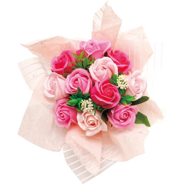 ヴァージンローズを使用し、可憐な雰囲気に仕上げました！【商品内容】グリーン（葉類）・包装紙・リボン・アクセサリー等全ての副資材は、変更になる場合がございます。【サイズ】現品約１７×２１ｃｍ【素材】ココナッツオイル・グリセリン・デンプン・食用...