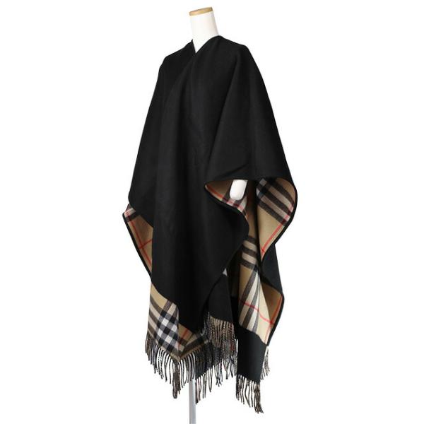posecafe2_burberry-8078451 posecafe2_burberry-8078451