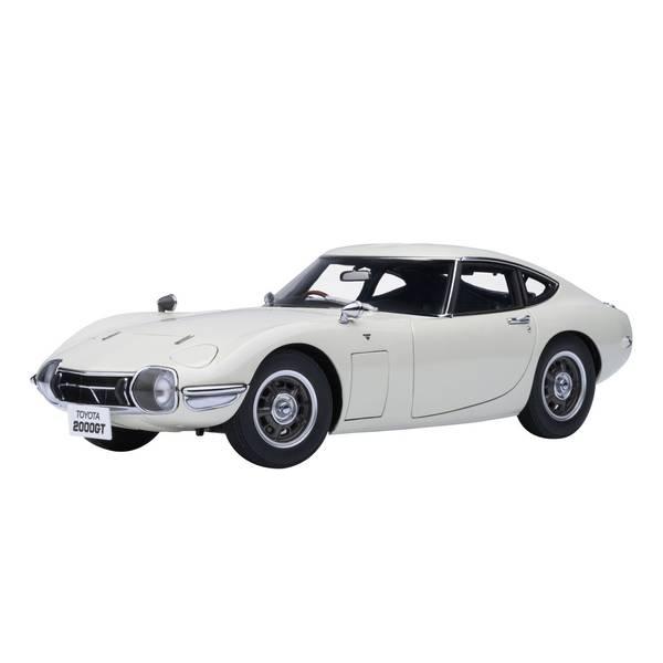 オートアート 1/18 トヨタ 2000GT 1967 ホワイト 完成品ミニカー 79546