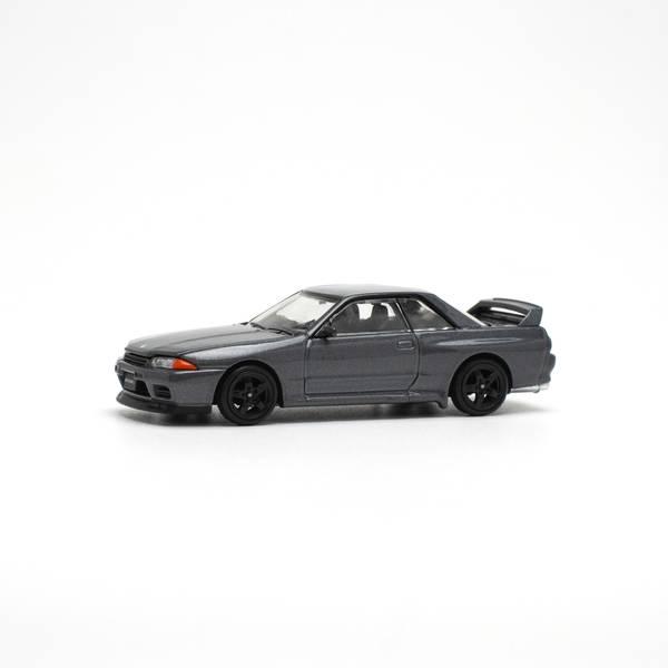 POP RACE 1/64 ニッサン スカイライン GT-R R32 ガン