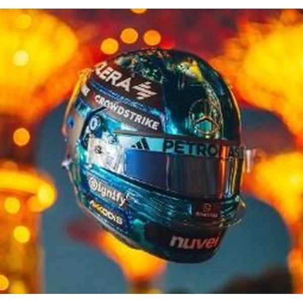 2月予約】スパーク 1/5 ドライバーズ・ヘルメット メルセデスAMG 2025