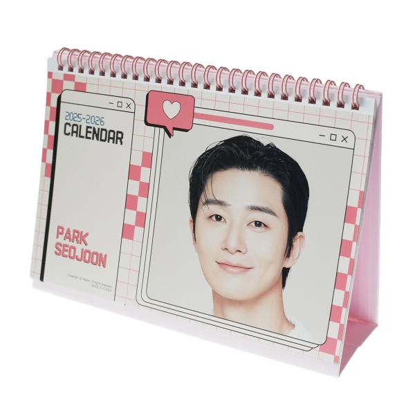 パクソジュン グッズ 卓上 カレンダー (写真集 カレンダー) 2025