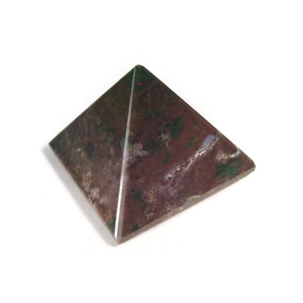 ◆重さ：71 g◆大きさ：36ｘ43ｘ44 mm◇インド産※現品撮影です。写真の商品をお届けします。ブラッドストーンは深い緑の地に赤い斑点が特徴の天然石で、その外観が血の滴を思わせることからこの名がつけられました。古代から戦士のお守りとして...