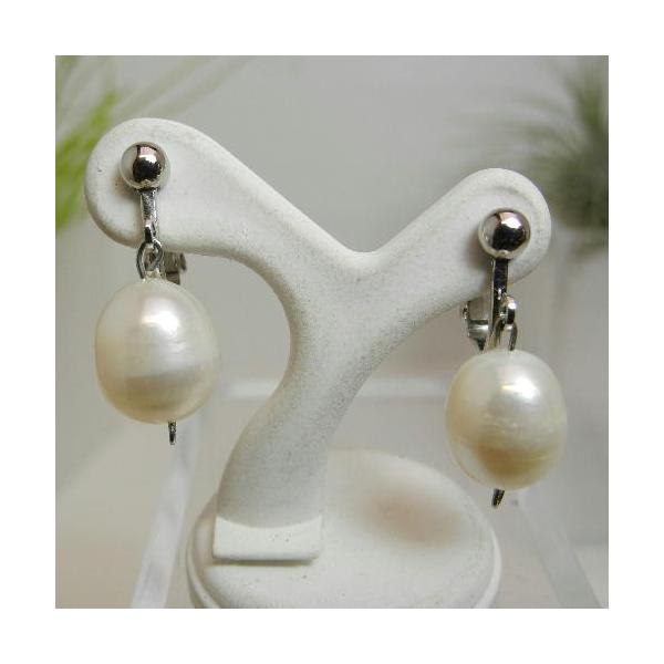 ◆重さ：5g(合計)◆金具：クロムメッキ淡水パール使用※現品撮影です。写真の商品をお届けします。◎この商品はメール便送料無料商品です。