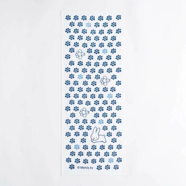 ●サイズ:33×90cm●素材:綿100％●ラッピング：和風・洋風●配送方法：メール便220円でご配送。＊手ぬぐいどれでも3枚以上ご購入で送料無料！！『おでかけにも、おうち時間にも。いつだってミッフィーと』 お部屋の間仕切りとして二枚を繋げ...