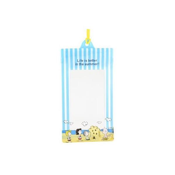 ピーナッツデザインの防水ポーチが登場！iPhone8はもちろん、iPhone8Plus、Android搭載スマホ各種も入ります。夏はプールや野外フェス、冬はスキー・スノーボードのお供にいかがでしょうか。シャワーや料理中など、普段の生活でもご...