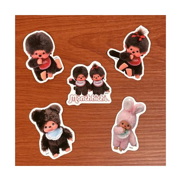 モンチッチデザインのステッカーが登場です！ちょっと大きめサイズで色々使える。手帳、ノート、PCやスマホケースなどいろんなところに貼ってデコレーション。男の子:MOC-007/4994209198919女の子:MOC-008/49942091...