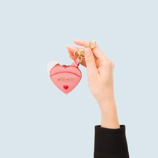 爆安 ミュウミュウ Miu Miu ファッション キーホルダー 新作 キーリング ピンク ゴールド ハート ミラー クルーズ マドラスレザー 5tl3472bc3f0028miumiu5tl3472bc3f0028 ブランドショップprecious ランキング1位新作人気モデル