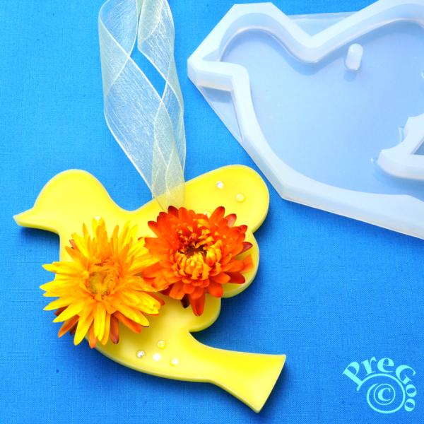 ◆完成サイズ： 10.0×7.6×高1cm 型いっぱいのワックス容量 32g◆製品サイズ： 11.0×8.8×高1.2cm　　　　　　アロマ ワックス サシェ　　　　〜つくり方を簡単にご紹介します〜1)製作時に多少の油分が付着している場合が...