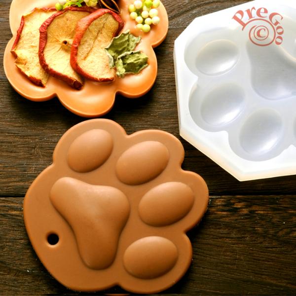 ◆完成サイズ： 8.6×8.2×高1.2cm 型いっぱいのワックス容量 41g◆製品サイズ： 9.4×9.0×高1.4cm　　　　　　アロマ ワックス サシェ　　　　〜つくり方を簡単にご紹介します〜1)製作時に多少の油分が付着している場合が...