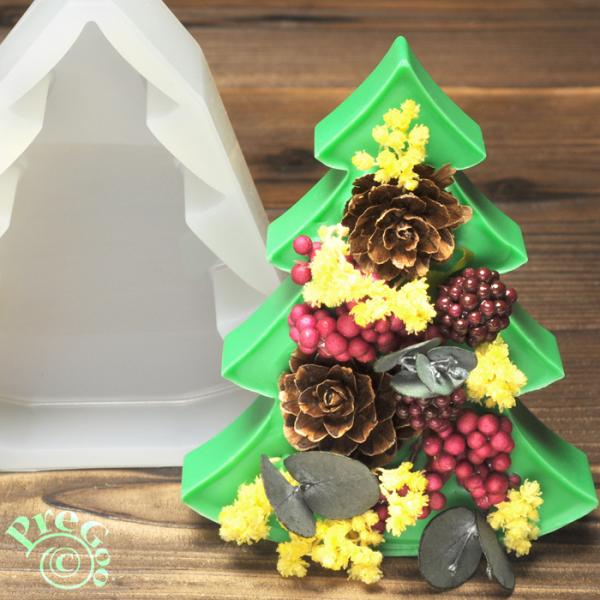 ◆完成サイズ： 8.0×10.0×高2cm 型いっぱいのワックス容量 約68g◆製品サイズ： 8.6×10.7×高2.3cm置くタイプのワックスサシェ型です。自立して立たせることができますのでドライパーツ等をデコレーションして玄関や棚やテー...