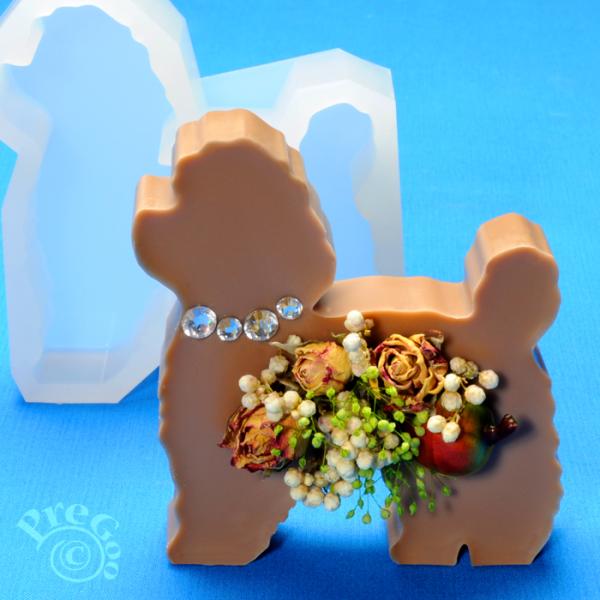 ◆完成サイズ： 8.3×8.9×高2cm 型いっぱいのワックス容量 約74g◆製品サイズ： 9.5×9.8×高2.3cm置くタイプのワックスサシェ型です。自立して立たせることができますのでドライパーツ等をデコレーションして玄関や棚やテーブル...