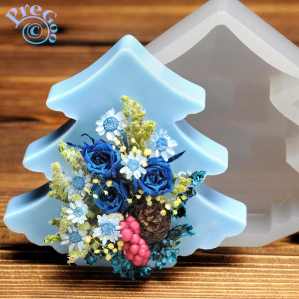 ◆完成サイズ： 8.6×9.3×高2cm 型いっぱいのワックス容量 約75g◆製品サイズ： 9.9×10.3×高2.3cm置くタイプのワックスサシェ型です。自立して立たせることができますのでドライパーツ等をデコレーションして玄関や棚やテーブ...