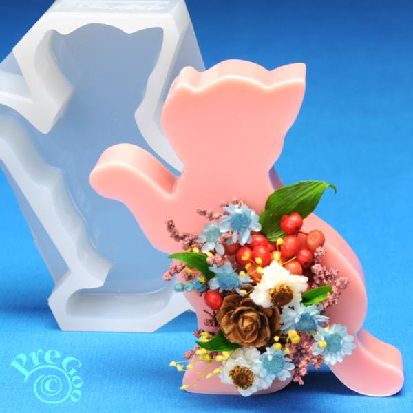 ◆完成サイズ： 9.0×9.4×高2cm 型いっぱいまでのワックス容量 約67g◆製品サイズ： 9.5×10.3×高2.3cm置くタイプのワックスサシェ型です。自立して立たせることができますのでドライパーツ等をデコレーションして玄関や棚やテ...