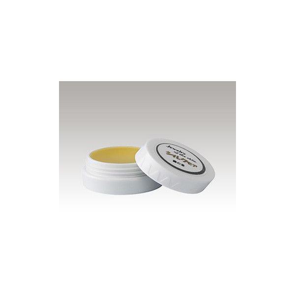 母乳育児で、乳首が傷ついたときに使う上質の化粧油です。シルクエキスの力で紫外線も対策※リニューアルされて新商品となりました！<br>■お肌にハリとツヤを与え滑らかにするシルクアミノ酸配合のシルク（絹）由来のお肌スキンケア用繭クリ...