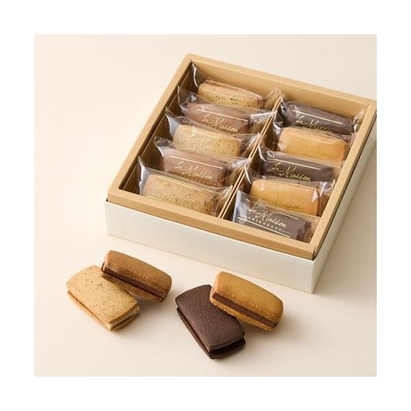 FlavorName:2025秋冬・サクッと食感、なめらかな口どけ、リッチで濃厚なショコラサンド。口溶けなめらかな厚みのあるチョコレートを贅沢にサンドしました。定番の”ビター”、”キャラメル”に加え、季節フレーバーの、ロイヤルミルクティーと...