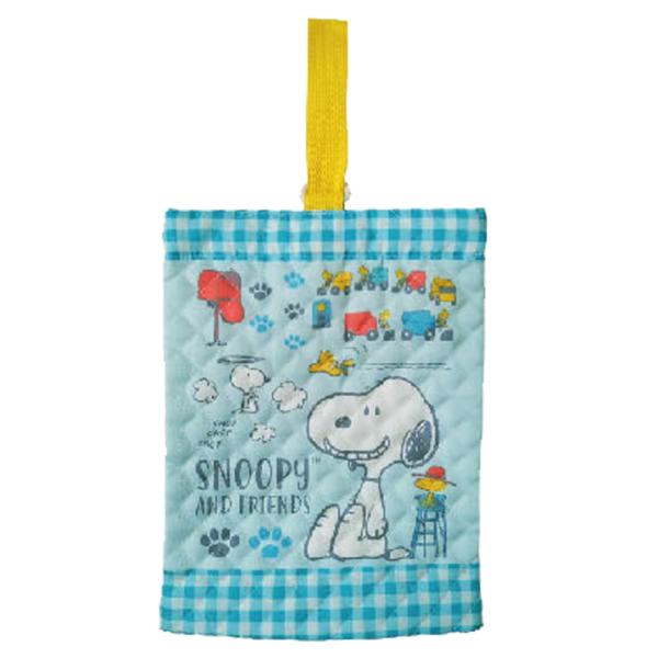 表裏とも同柄プリントのキルト生地シューズケースです。キルト生地なので汚れたシューズを入れても、ネットに入れて洗濯機で洗えます。便利なネームタグ付きで、キルト生地の内側・外側の好きなところにアイロンで貼ることができます。おそろいの柄で、キルト...