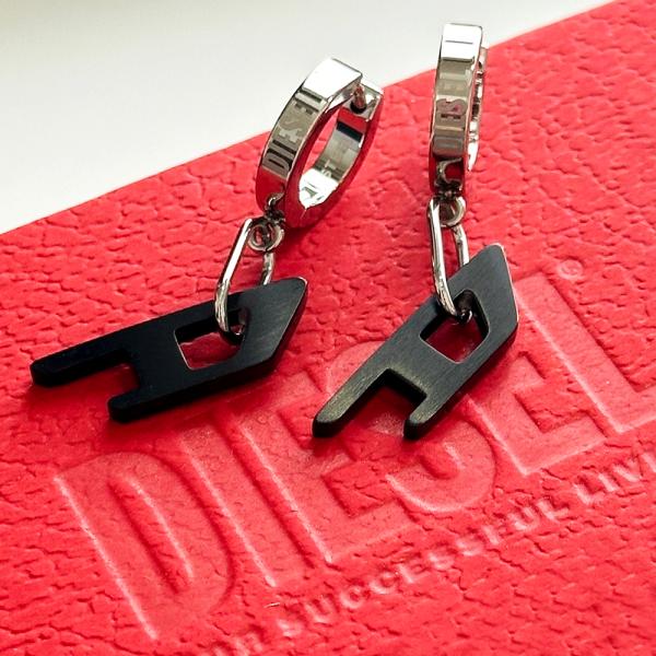DIESEL（ディーゼル） ペア 片耳ピアス 2個セット メンズ レディース